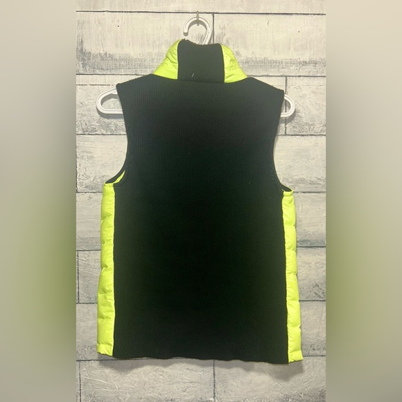 Calvin Klein Neon Quilted Hybrid Puffer Vest with Sherpa Collar Size Medium - Picture 3 of 7